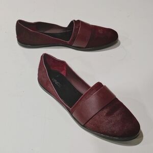 Vince Women's Fig Color Dye Calf Hair Mason Slip-On Loafers Size 9.5M